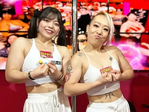 Dịch vụ 'tát bôm bốp' vào mặt khách tại quán bar Nhật Bản