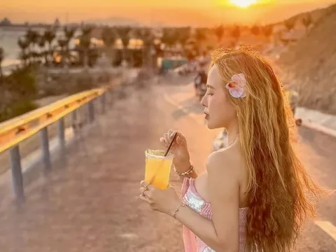 Con dốc 'triệu view', khách nườm nượp check-in hoàng hôn ở Phan Thiết