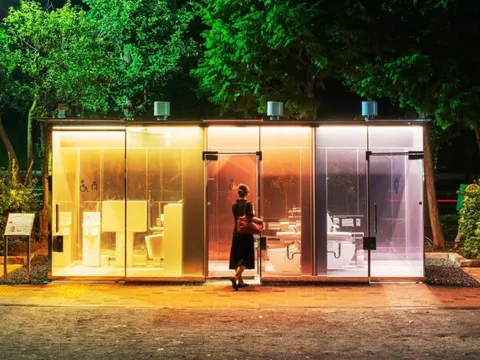 Cảnh éo le 'mượn' nhà vệ sinh ở Nhật Bản