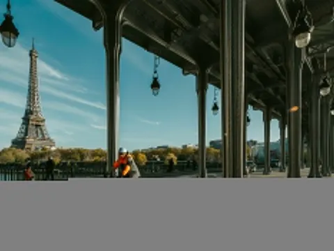 Cầu tại Paris có nguy cơ sập hậu Olympic