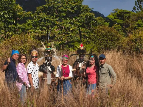 15 ngày tìm đười ươi, chim quý ở Indonesia của khách Việt