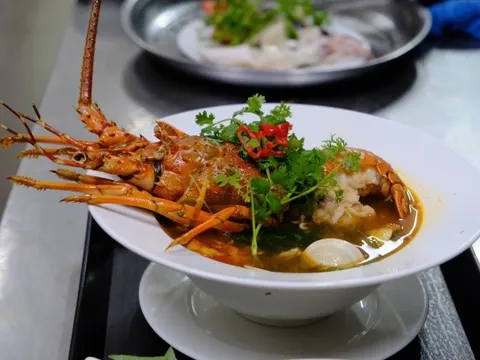 Phở biến tấu gây tranh cãi về cách gọi