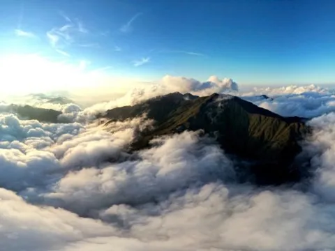 Chinh phục đỉnh Tà Chì Nhù sau mưa lũ