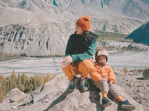 Tôi đưa con gái 3 tuổi 'phượt' châu Á, châu Phi