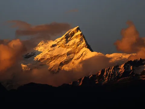 Sắp có ngọn núi cao hơn cả Everest?