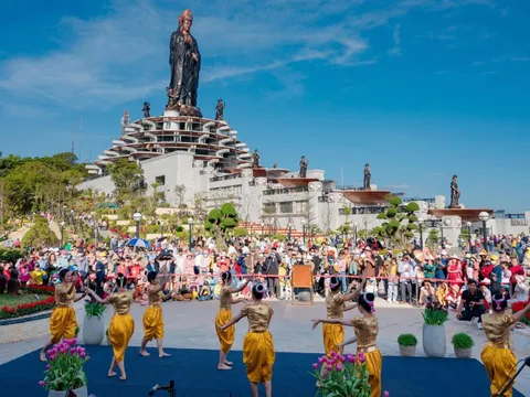 Tây Ninh - vùng đất của những di sản văn hóa độc lạ