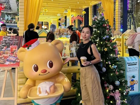 Khách Việt đi Thái, Singapore cuối năm săn hàng hiệu giá rẻ