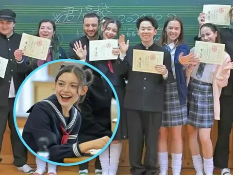 Tour đi học, gặp 'trùm trường' gây sốt tại Nhật Bản