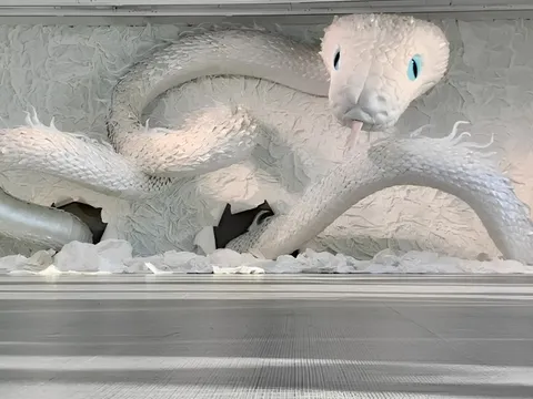 Loạt linh vật rắn gây ngỡ ngàng tại Trung Quốc