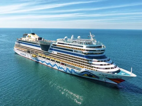 Cảng quốc tế Phú Quốc mở cửa sau 10 năm, 2 du thuyền đang 'xếp hàng'