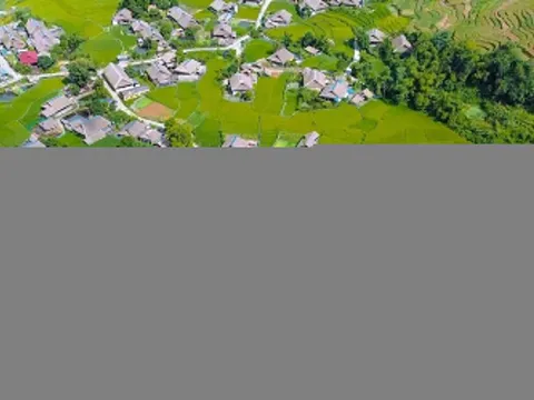 Nhiều đại diện Việt Nam được vinh danh tại Diễn đàn du lịch ASEAN 2025