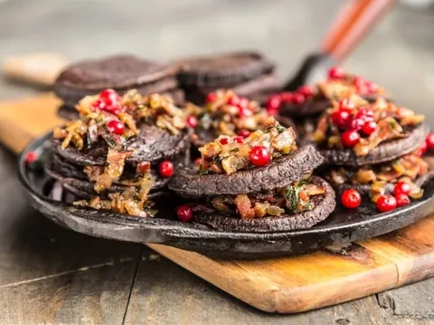 Blodplättar - món ăn 'tệ' nhất thế giới 2025