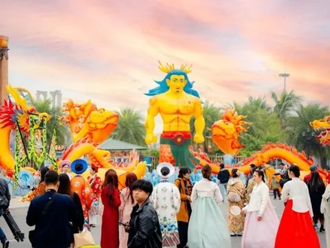 Dấu ấn văn hóa Việt tại lễ hội Ánh sáng phương Đông