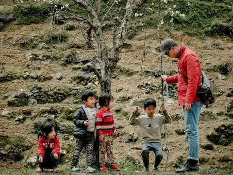 Hà Giang đón khách đông chưa từng thấy, nhiều khách sạn 'cháy' phòng