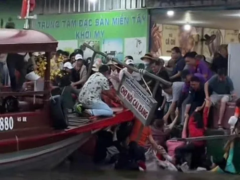 Dừng hoạt động điểm nghỉ chân có du khách ngã tại chợ nổi Cái Răng