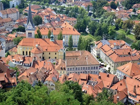 Slovenia - quê hương Melania Trump yên bình trong mắt khách Việt