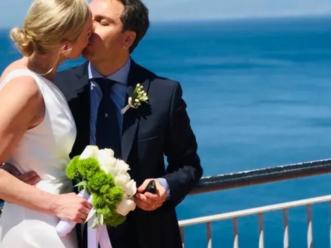 Kết hôn với hướng dẫn viên sau chuyến du lịch