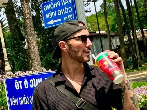 Khách Tây muốn 'cưới tô phở' khi tới Việt Nam