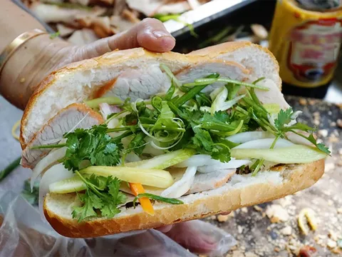 Các món ăn đường phố Việt trong top ngon nhất Đông Nam Á