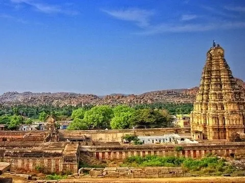 Nữ du khách và hướng dẫn viên bị xâm hại tập thể ở Ấn Độ