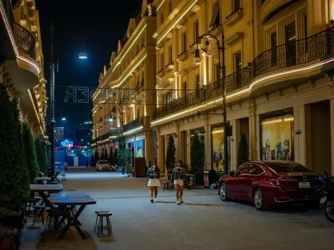 'Vỡ mộng' với phố đi bộ phong cách Anh quốc ở Hà Nội