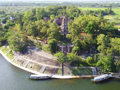 11 điểm đến tôn giáo ấn tượng tại Việt Nam