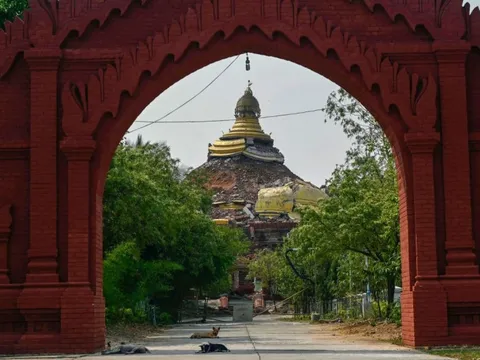 Đền, chùa ở Myanmar sau động đất