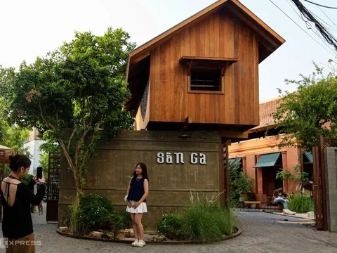 Quán cà phê tái hiện sân ga ở Biên Hoà