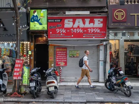 Quán trà đưa khách 'ngược thời gian' về Hà Nội xưa