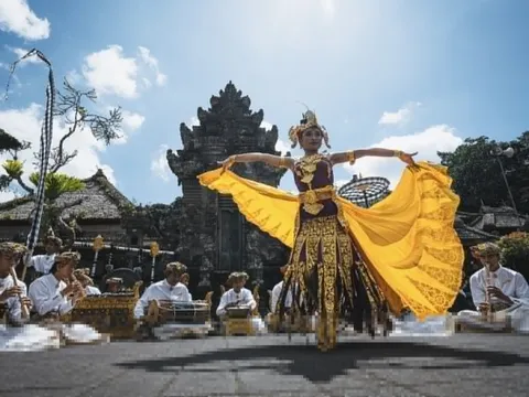Bali cấm du khách 'đang trong thời kỳ kinh nguyệt' vào đền thờ