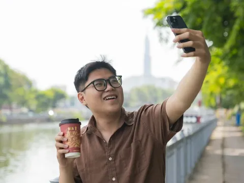 Đặt trước 2 tháng mới có khách sạn xem diễu binh ở TP.HCM