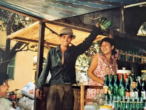 Khách Tây kể chuyện đi xe khách, uống cà phê tại Việt Nam năm 1994