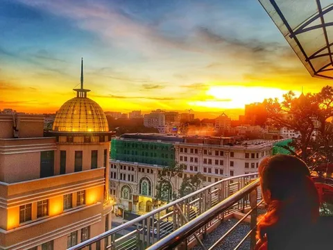 Quán bar lịch sử ở TP HCM được báo nước ngoài gợi ý