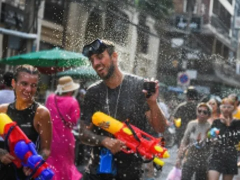 Nỗi sợ ô nhiễm, chất thải tại Songkran