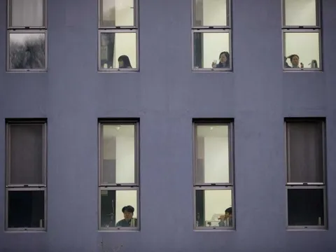 Khách sạn Hàn Quốc cho khách trải nghiệm ở tù