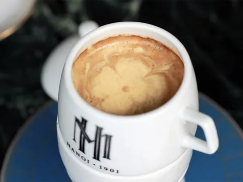 Lịch sử 80 năm của cà phê trứng trong khách sạn Hà Nội