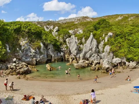 Bãi biển nhỏ và ngắn nhất thế giới