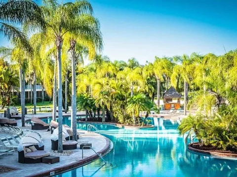 Cuộc sống ở khu nghỉ dưỡng được phép khỏa thân tại Mỹ