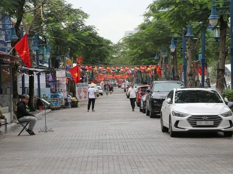 Cảnh khó tin ở Hạ Long dịp nghỉ lễ