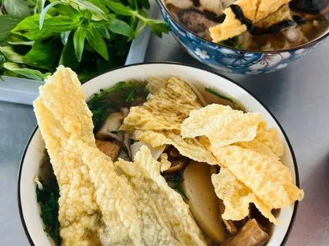 Phở chay trăm năm ở Lái Thiêu