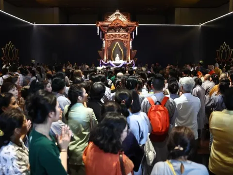 4 ngôi chùa Việt cung nghinh xá lợi Đức Phật