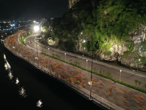 Vì sao Hạ Long là điểm đến lý tưởng cho lần đầu chạy giải