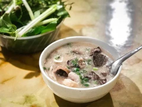 Cháo lòng vào top món cháo ngon nhất châu Á