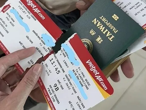 Xác minh nhân viên sân bay Phú Quốc xé vé máy bay khách Đài Loan