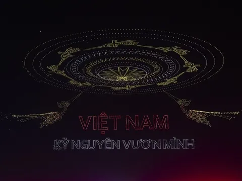 Xác lập kỷ lục thế giới màn trình diễn 10.500 drone của Việt Nam