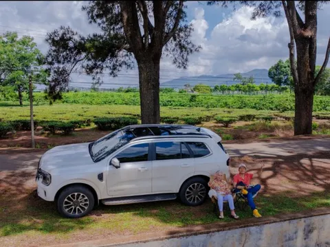 Cùng mẹ U80 đi phượt