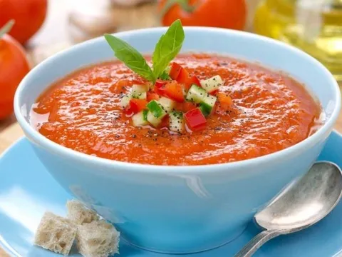 Thực đơn ba món hút khách đến Tây Ban Nha