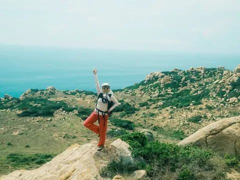 Cung trekking băng rừng, bám biển đẹp ngoạn mục tại Ninh Thuận