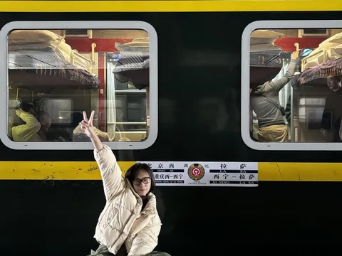 Chuyến tàu trên mây và giấc mơ Tây Tạng của cô gái Việt