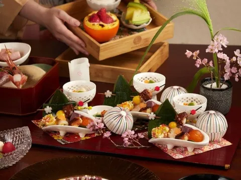 Trải nghiệm ẩm thực Kaiseki tại nhà hàng Hatoyama